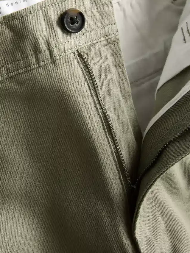 Mid-rise baggy chinos