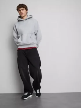 Mid-rise barrel jeans