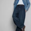 Mid-rise barrel jeans