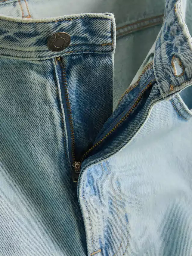 Mid-rise barrel jeans