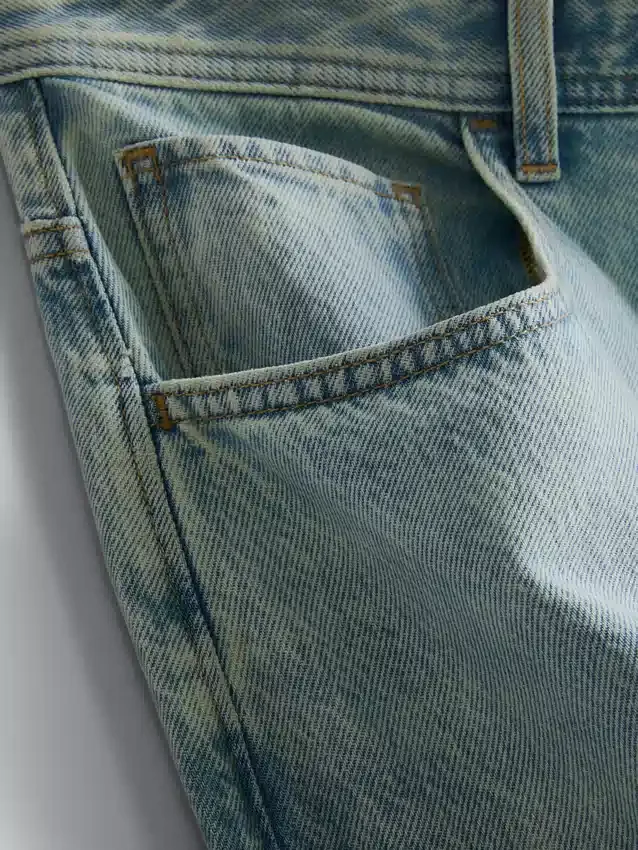 Mid-rise barrel jeans