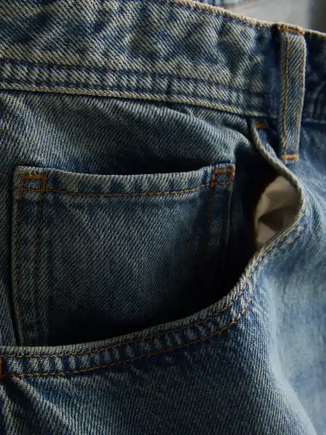Mid-rise barrel jeans