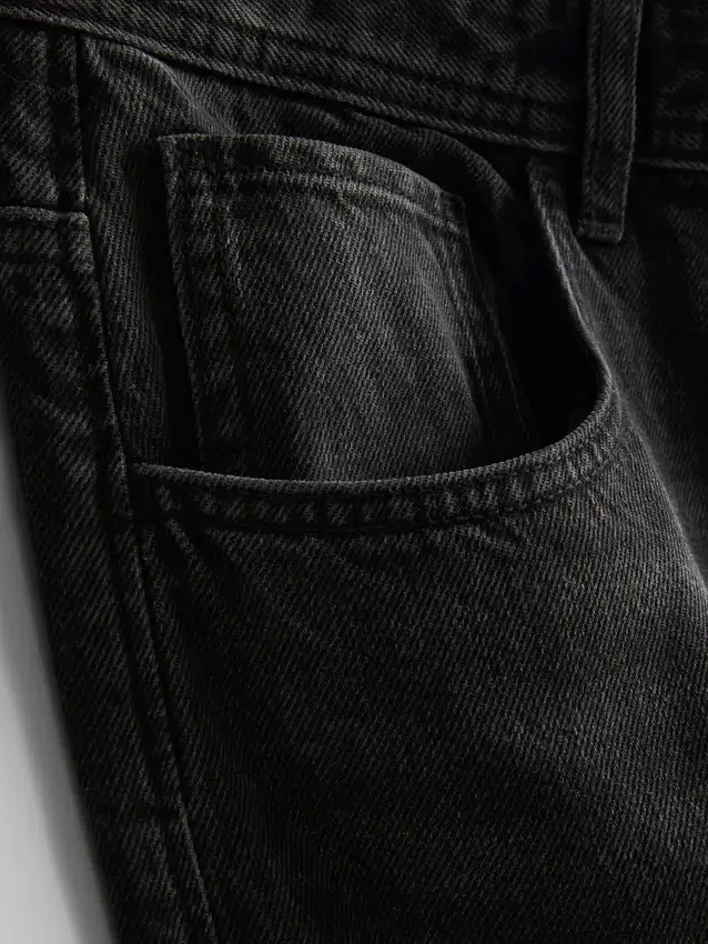 Mid-rise barrel jeans