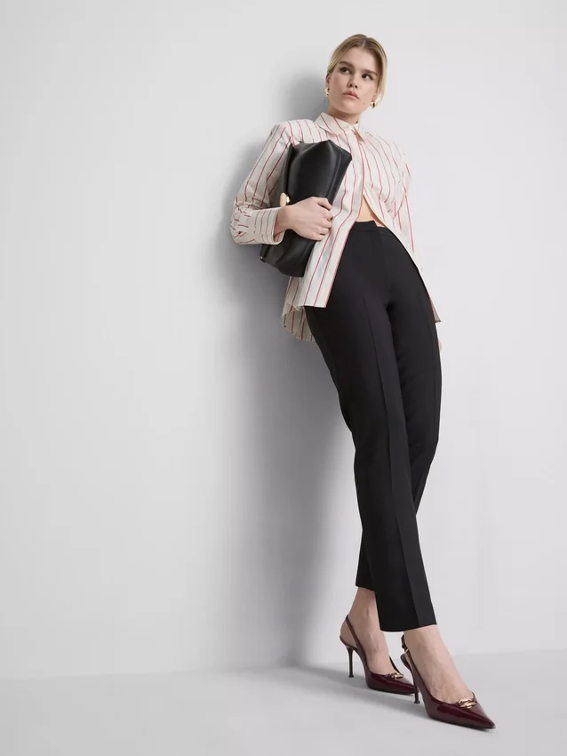 Mid rise pleated stretch pants