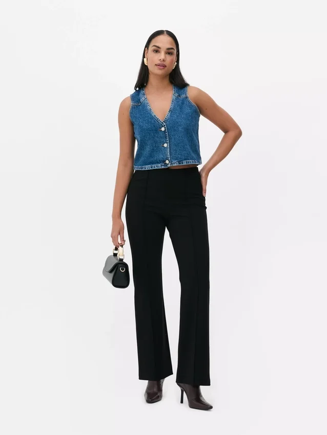 Mid-rise ponte flared leggings