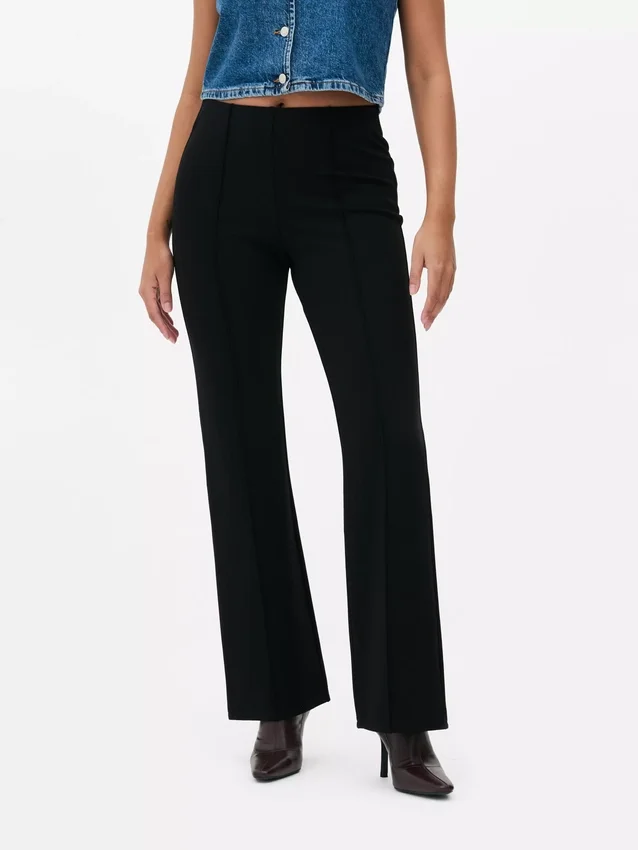 Mid-rise ponte flared leggings