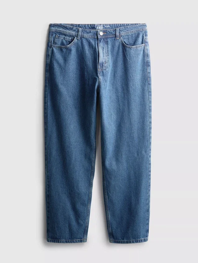 Mid-rise relaxed jeans