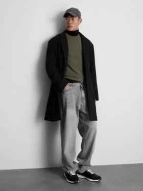 Mid-rise relaxed straight leg jeans