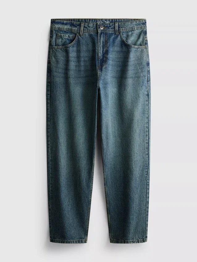 Mid-rise relaxed straight leg jeans