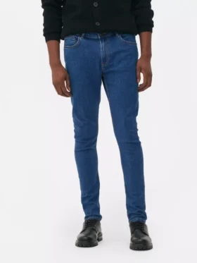 Mid-rise skinny jeans