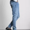 Mid-rise skinny jeans