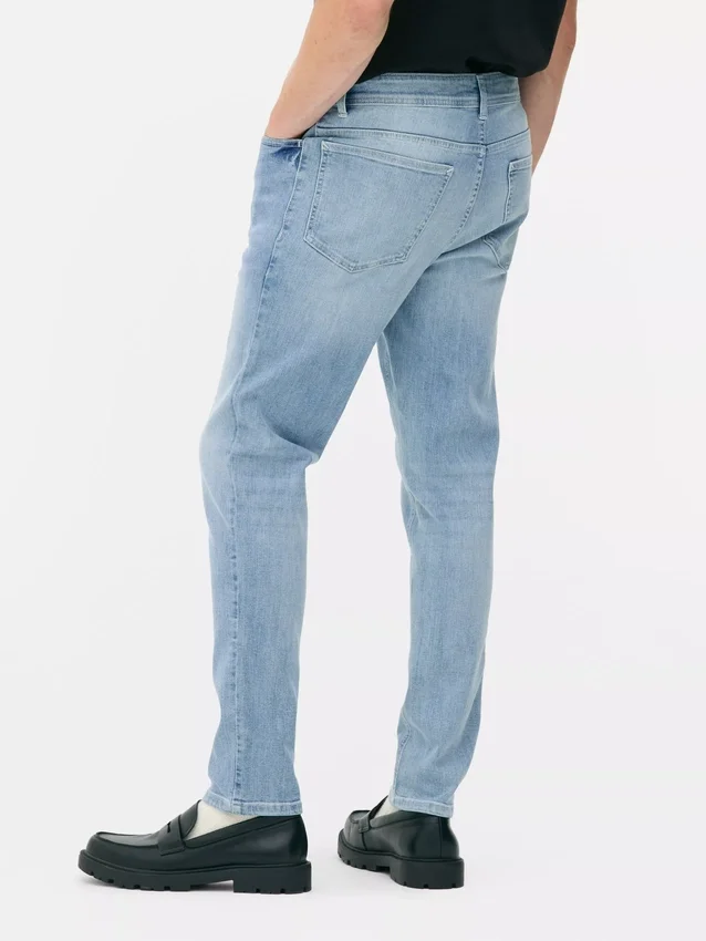Mid-rise skinny jeans
