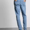 Mid-rise skinny jeans