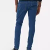 Mid-rise skinny jeans