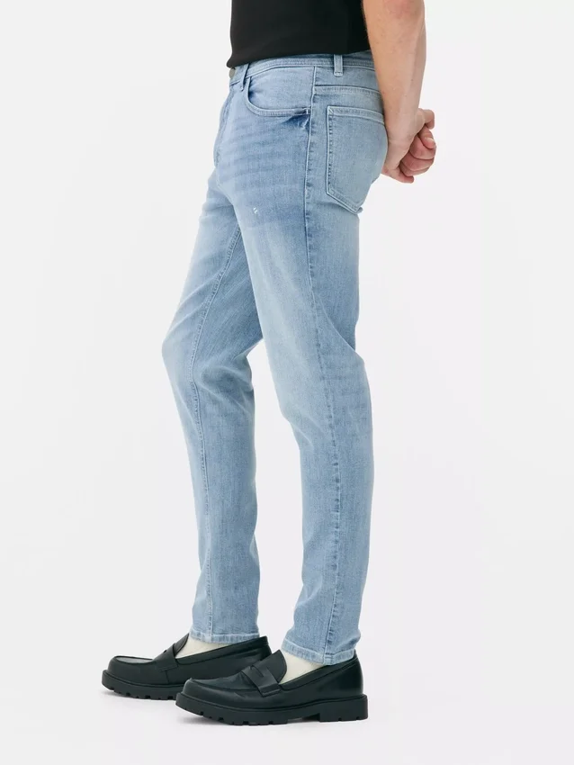 Mid-rise skinny jeans