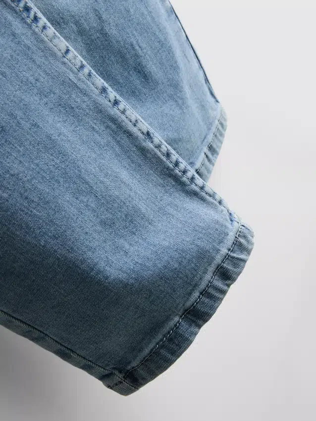 Mid-rise skinny jeans