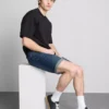 Mid-rise slim denim shorts
