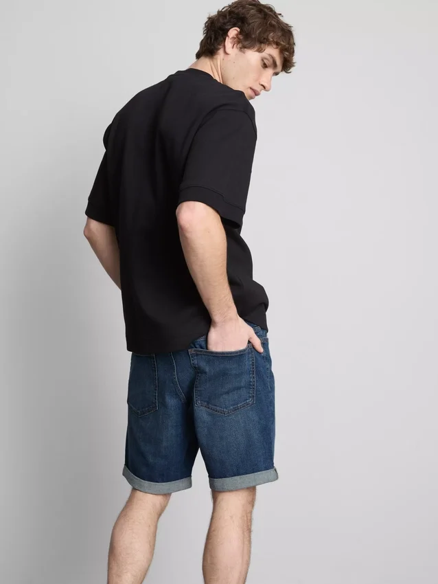 Mid-rise slim denim shorts