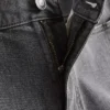 Mid-rise slim denim shorts