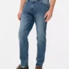 Mid-rise slim fit jeans