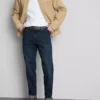 Mid-rise slim fit jeans