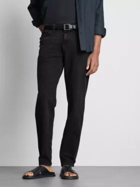 Mid-rise slim fit jeans