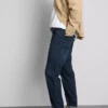 Mid-rise slim fit jeans