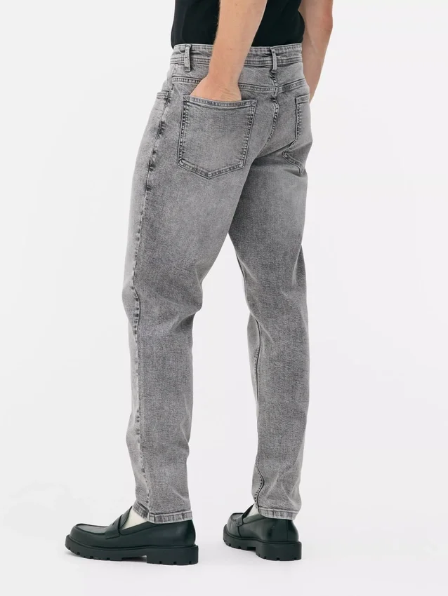 Mid-rise slim fit jeans