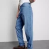 Mid-rise slim fit jeans
