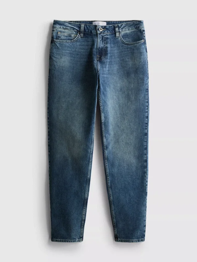 Mid-rise slim fit jeans