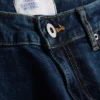 Mid-rise slim fit jeans