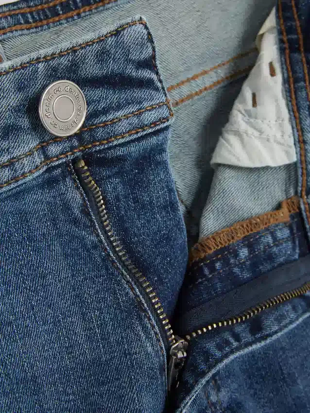 Mid-rise slim fit jeans
