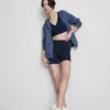 Mid-rise smooth support active yoga shorts