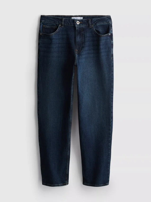 Mid-rise straight-leg jeans