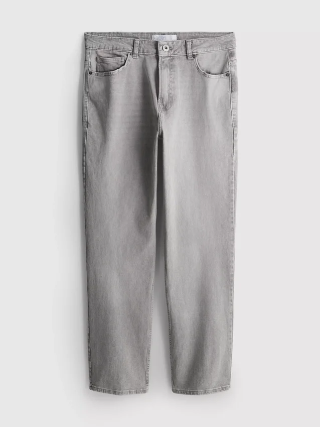Mid-rise straight-leg jeans