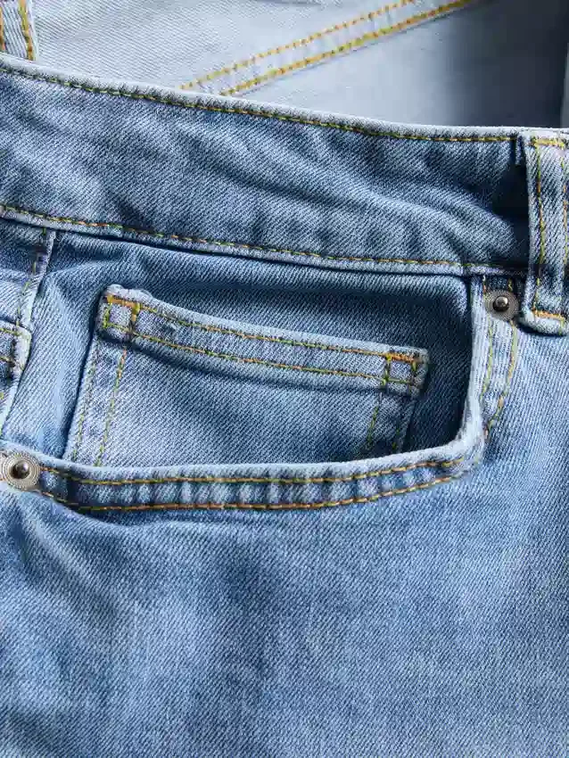 Mid-rise straight-leg jeans