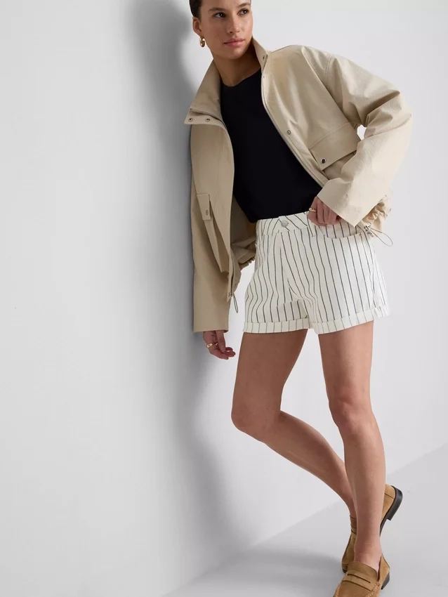 Mid-rise turn-up denim shorts