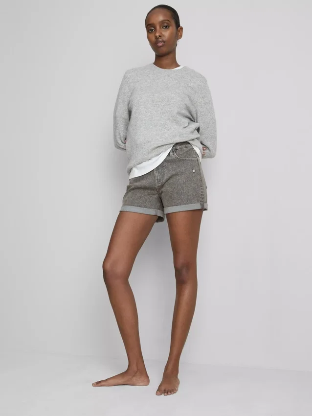 Mid-rise turn-up denim shorts