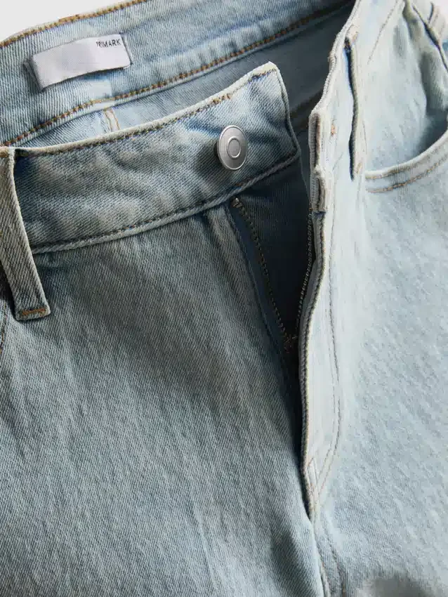 Mid-rise turn-up denim shorts
