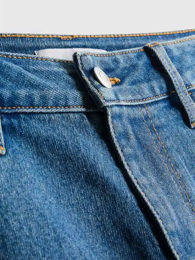 Mid-rise turn-up denim shorts