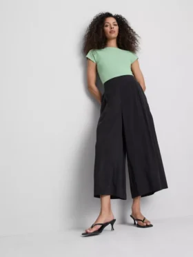 Mid-rise wide leg culotte pants