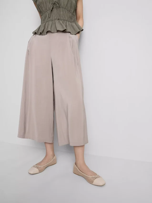 Mid-rise wide leg culotte pants
