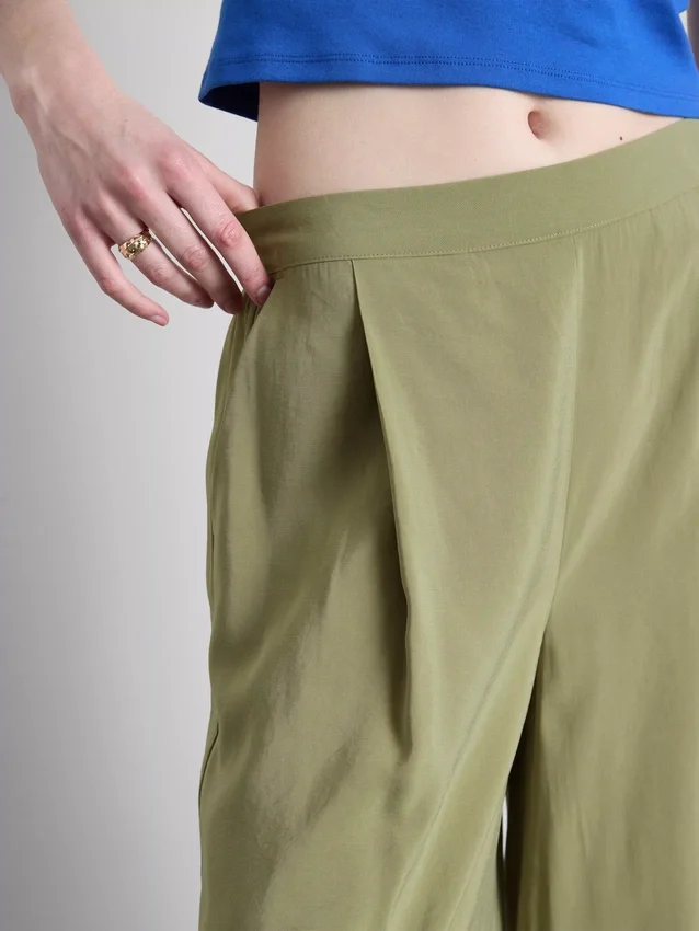 Mid-rise wide leg culotte pants