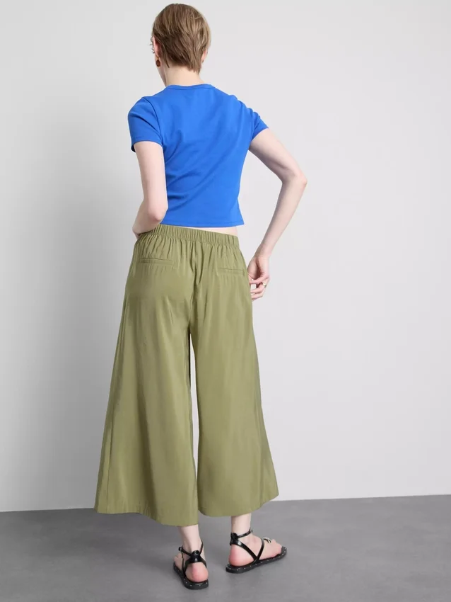 Mid-rise wide leg culotte pants