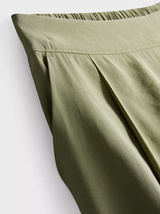 Mid-rise wide leg culotte pants