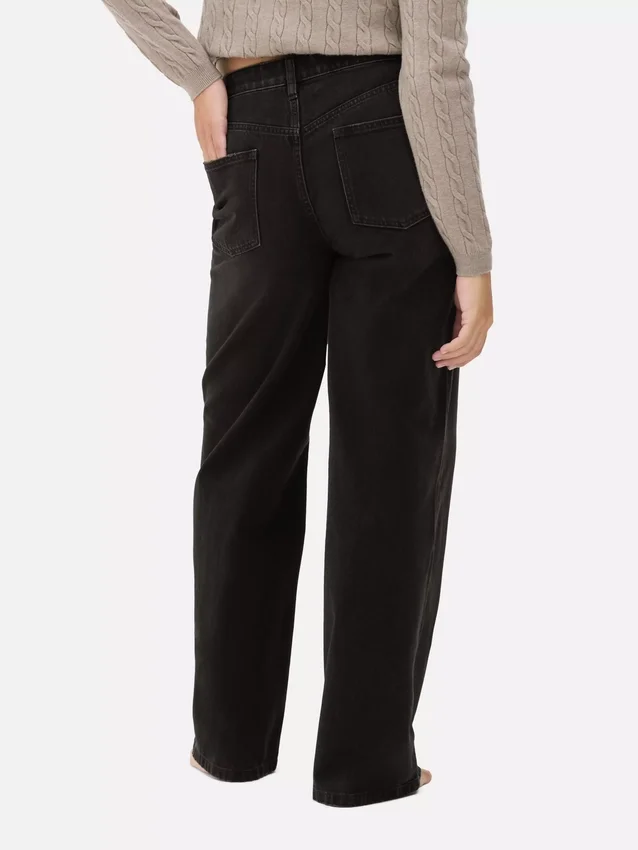 Mid-rise wide-leg jeans