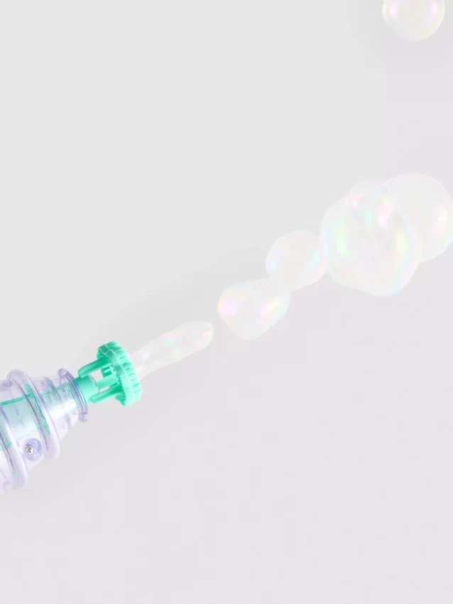 Mini bubble gun