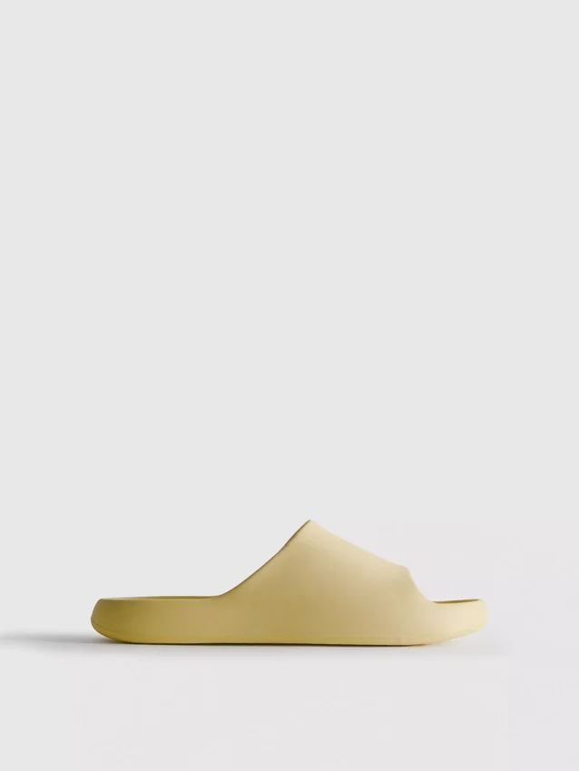 Molded pool slides