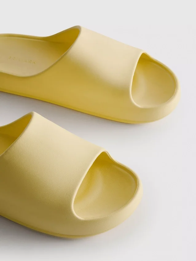 Molded pool slides
