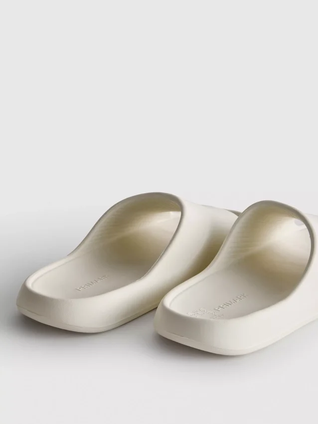 Molded pool slides